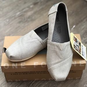 TOMS Women Classic Shoes